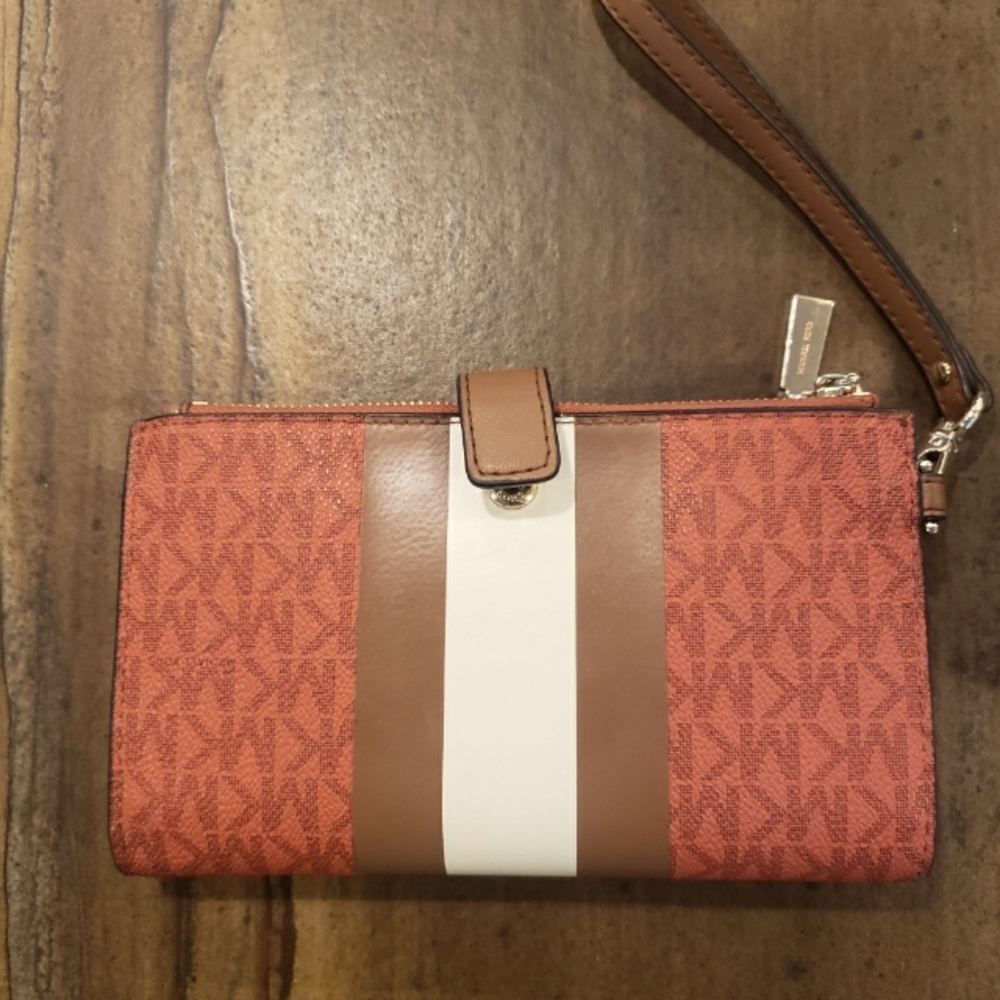 Wallet By Michael Kora - image 1